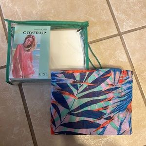 Beach & pool cover-up with carrying case